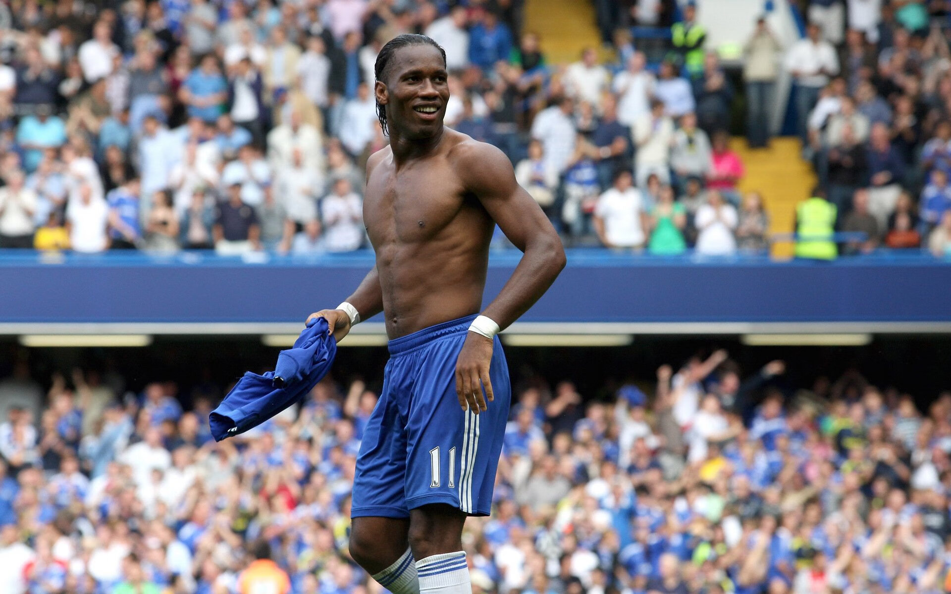 “中国足球产业持续融合发展，市场潜力巨大”，中国足球产业发展报告